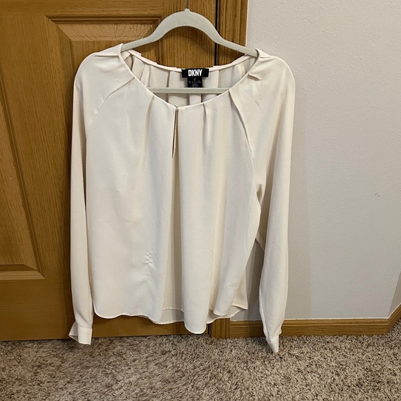 ✨ DKNY Women's Elegant Ivory Blouse - Size XL ✨ - Picture 1 of 4